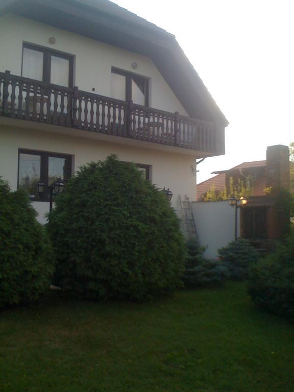 Hotel Ilona Panzio Balatonlelle Zewnętrze zdjęcie
