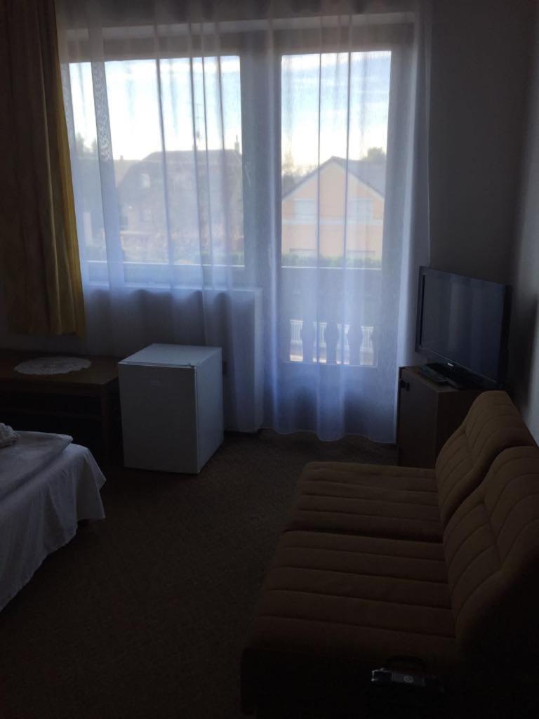 Hotel Ilona Panzio Balatonlelle Zewnętrze zdjęcie